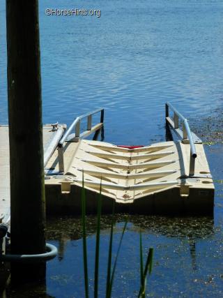 Image: CopyrightHorseHints.org/Mallows Bay Boat Ramp